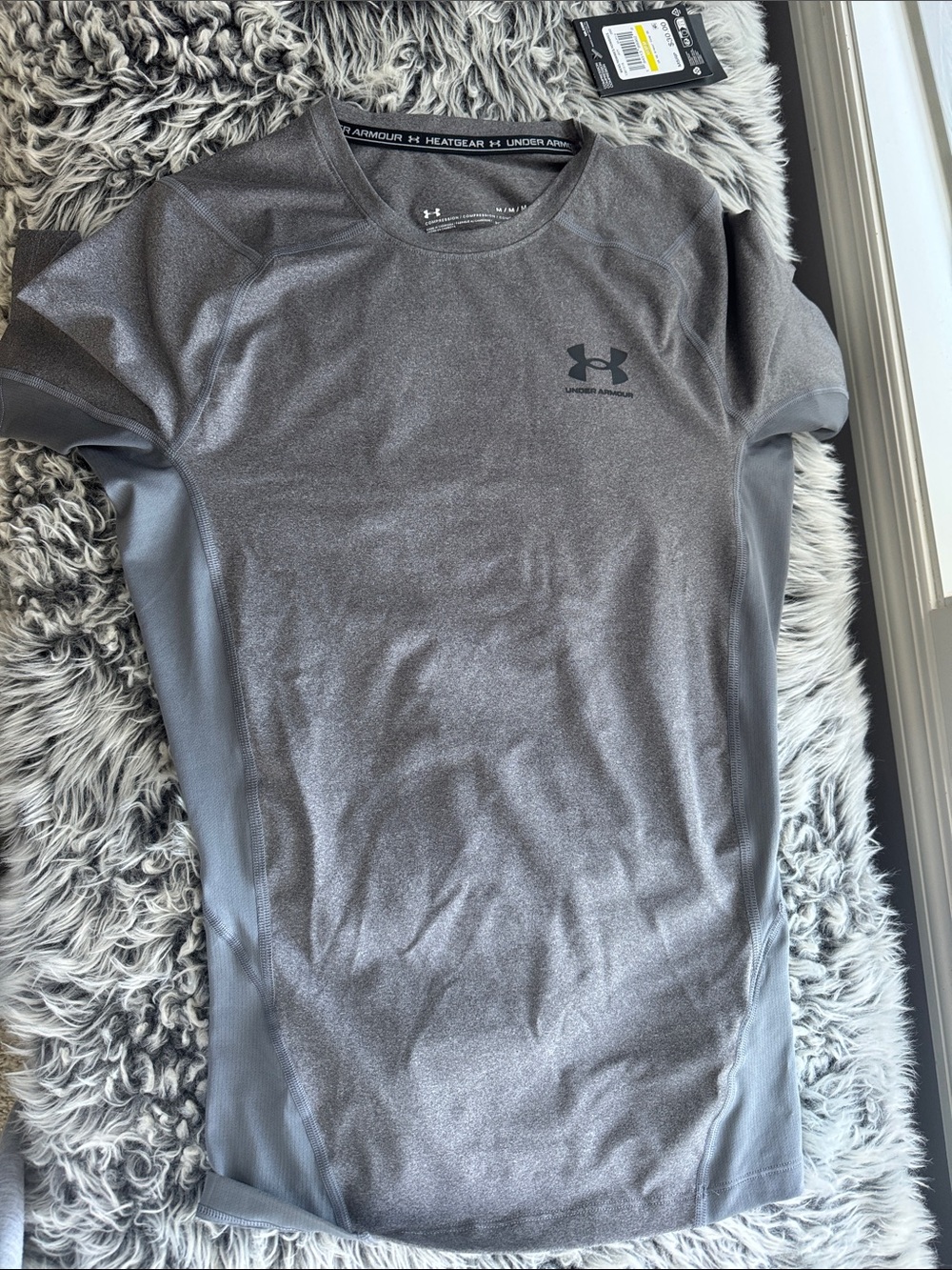 Under Armour Men’s Gray Short-Sleeve HeatGear Performance Tee